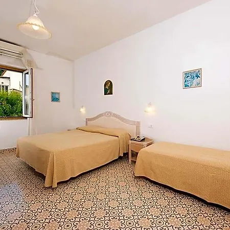 Candia Hotel