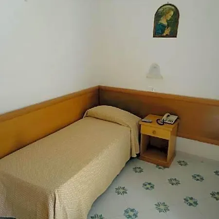 Candia Hotel