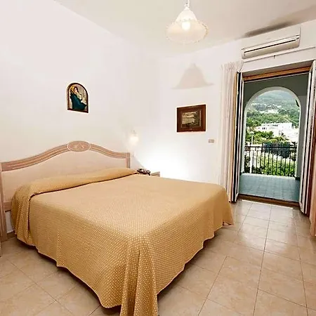 Hotel Candia